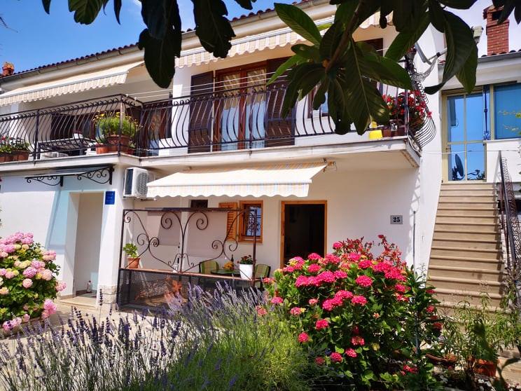 Apartmani Rita – fotografija 1