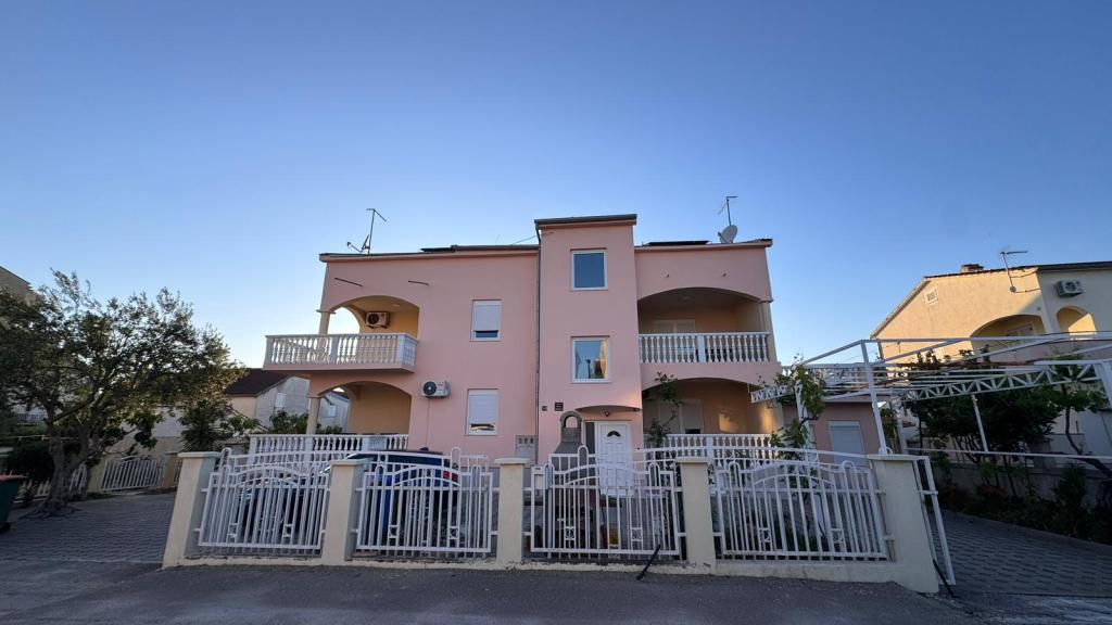 Apartmani Bruno – fotografija 1