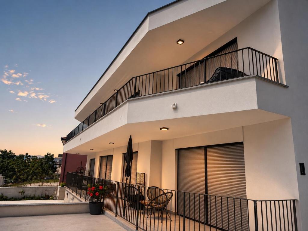 Apartmani Villa Nikola – fotografija 1
