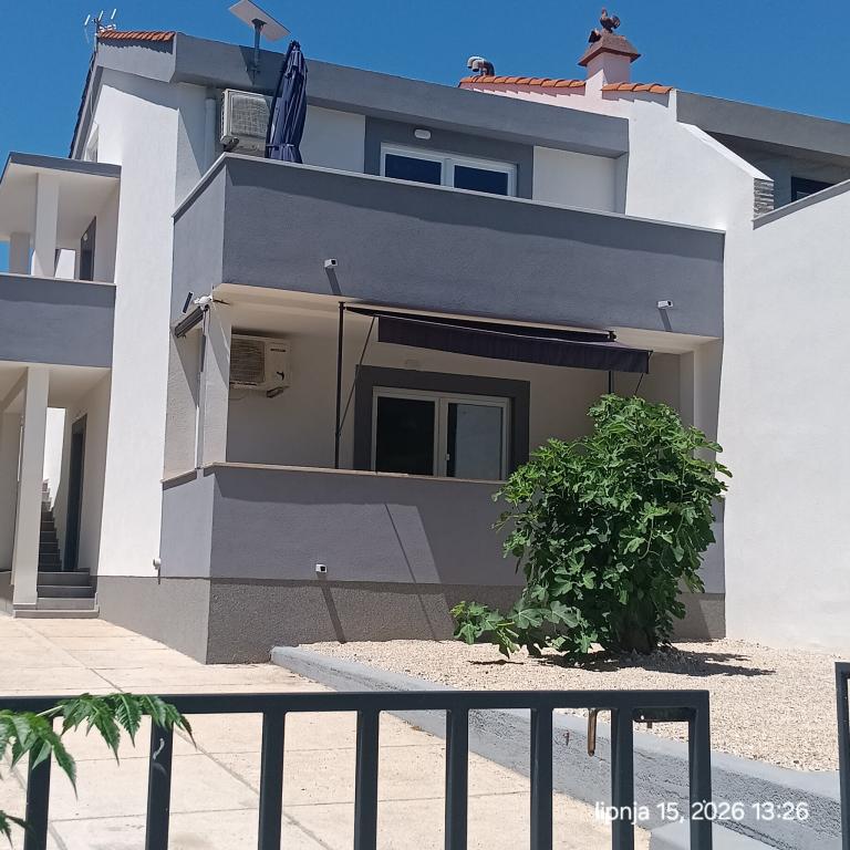 Apartmani Vlahović – fotografija 1