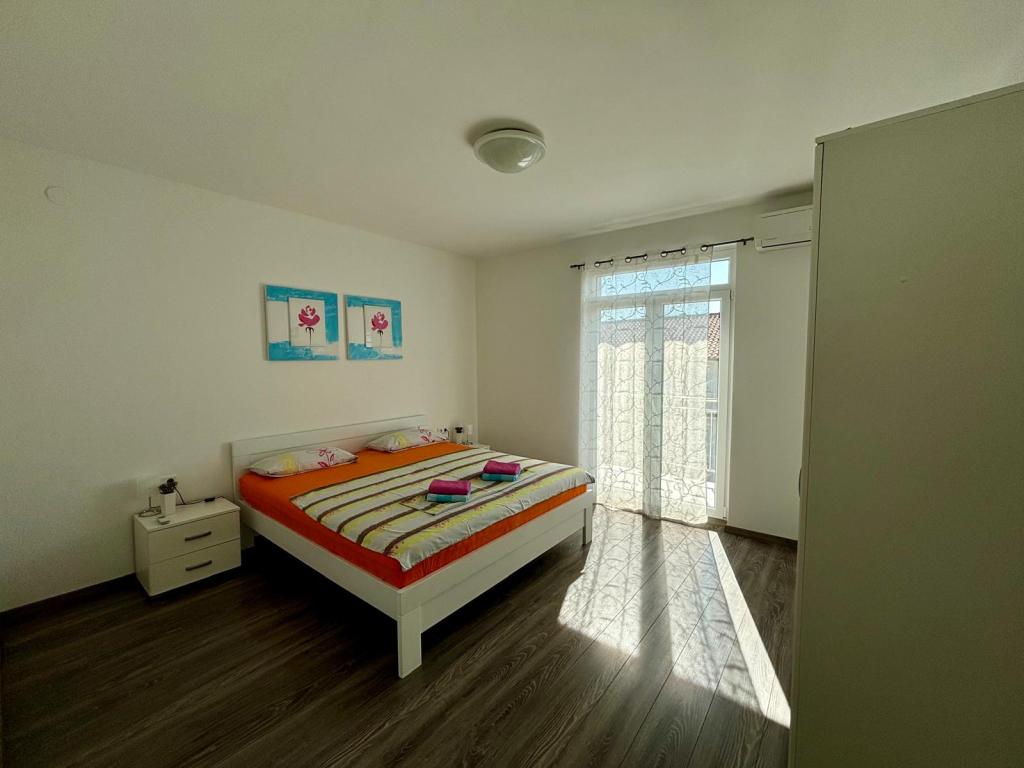 Apartmani Mare – fotografija 3