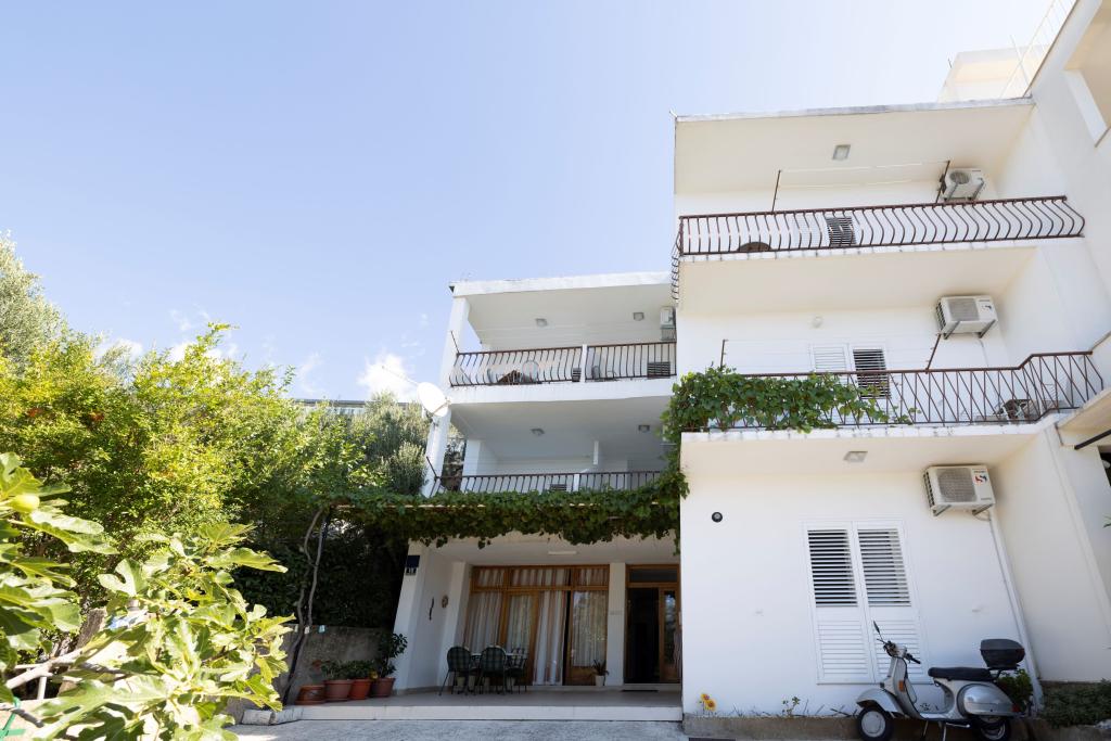 Apartmani Čović – fotografija 2
