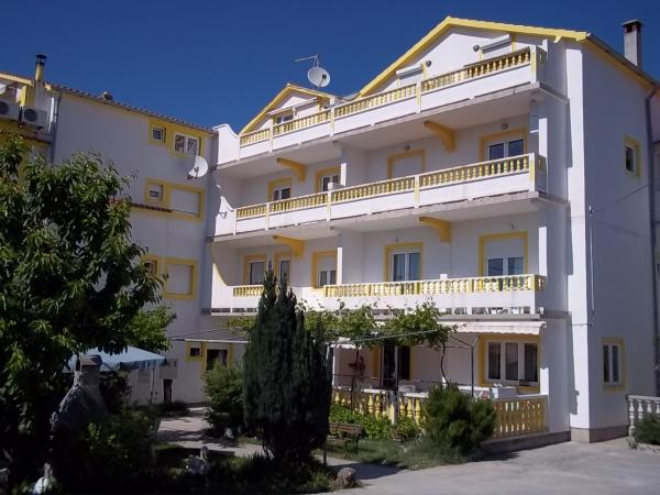 Apartmani Mare – fotografija 2