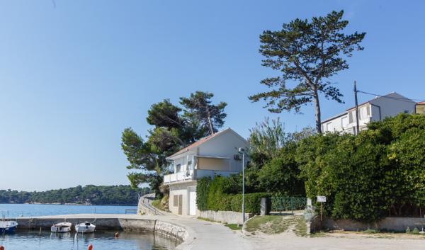 Apartmani Maris – fotografija 1