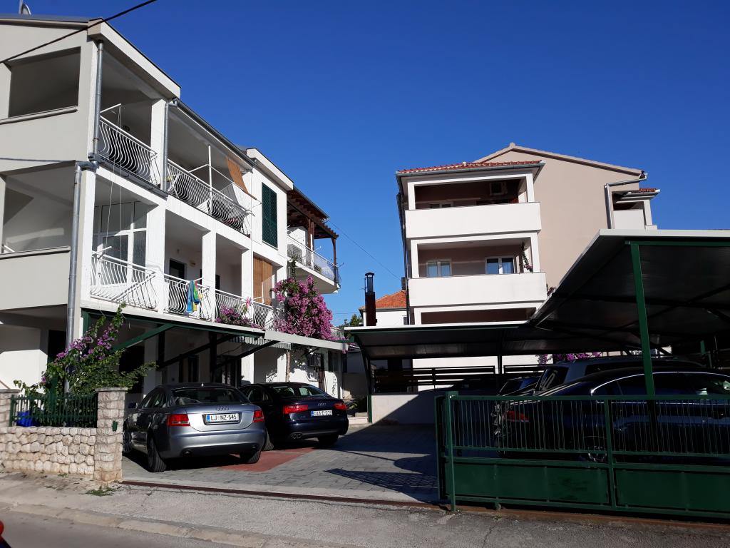 Apartmani Diana – fotografija 2