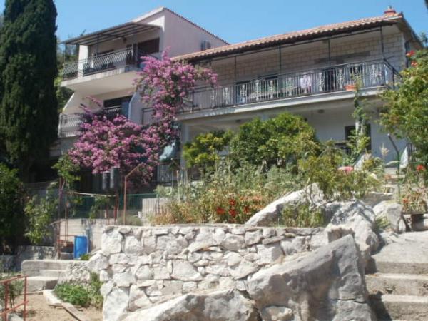 Apartmani Nikola – fotografija 1