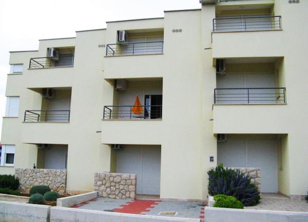 Apartman Ksenija – fotografija 1