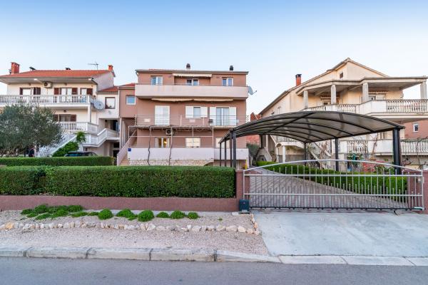 Apartmani Adrian – fotografija 5