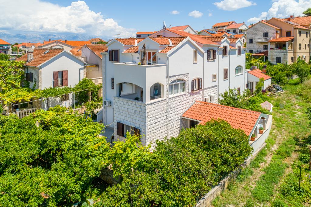 Apartmani Dinka – fotografija 2