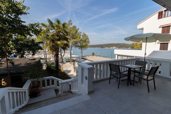 Apartmani Hrabrić – fotografija 4