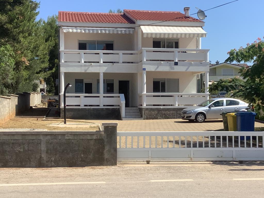 Apartmani Mare – fotografija 4