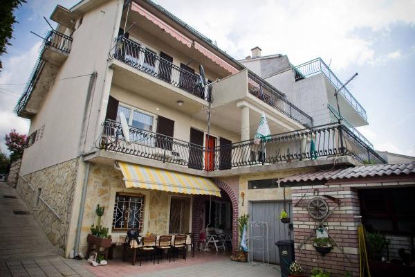 Apartmani Đeke – fotografija 2