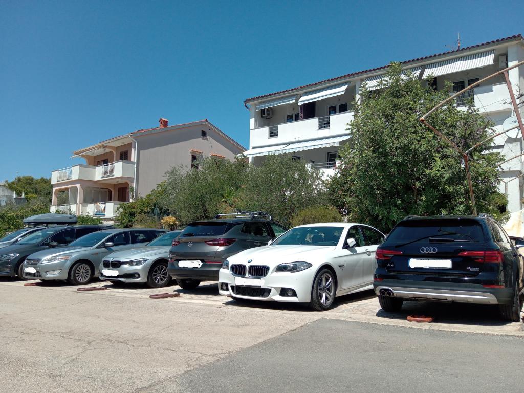 Apartmani Šobar – fotografija 3