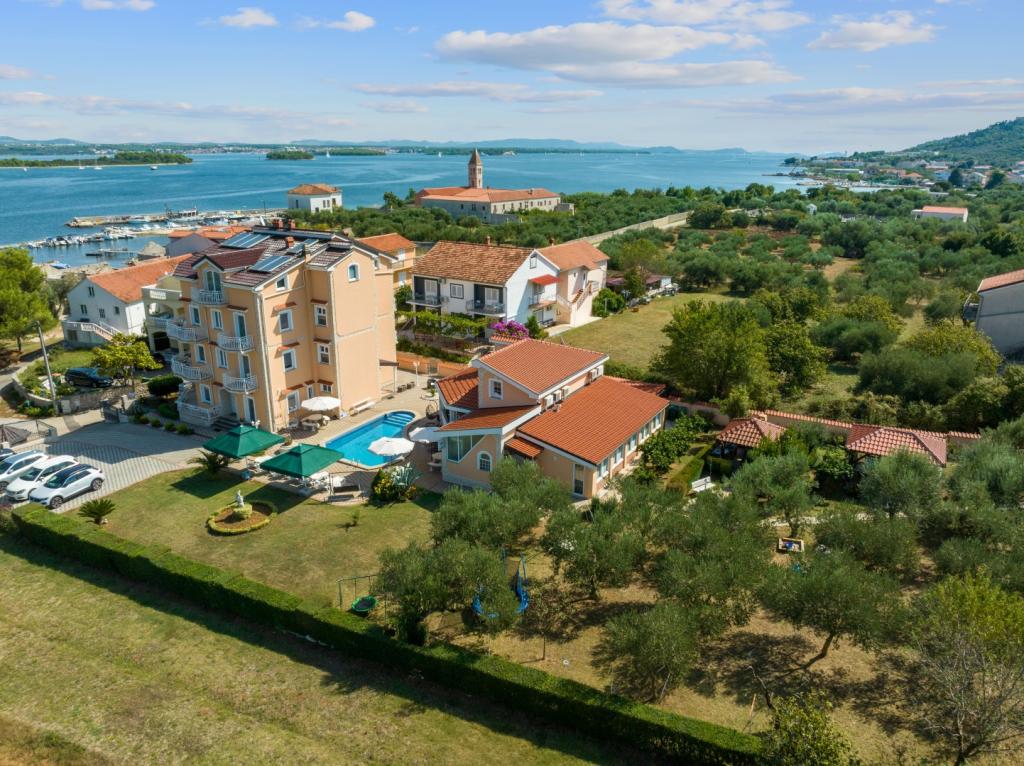 Apartmani Vila Kruna – fotografija 4