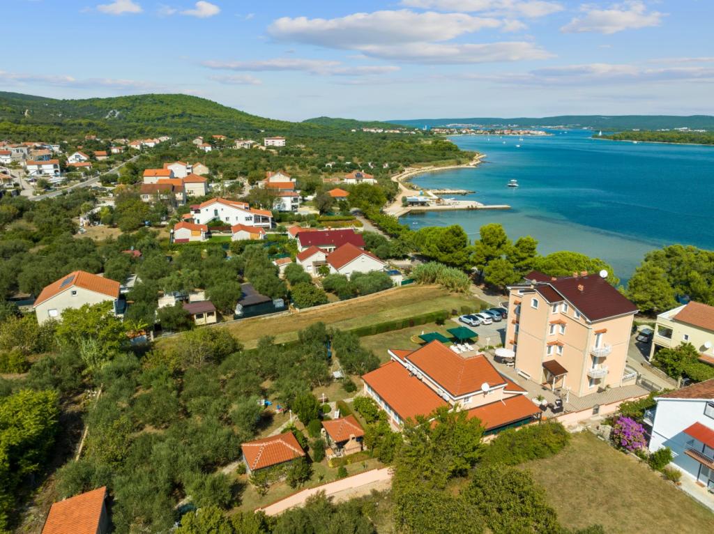 Apartmani Vila Kruna – fotografija 5