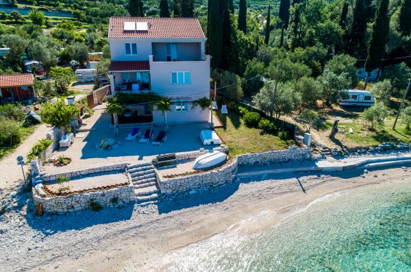 Apartmani Kola – fotografija 3