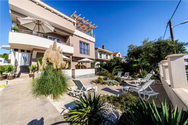 Apartmani Vice – fotografija 2