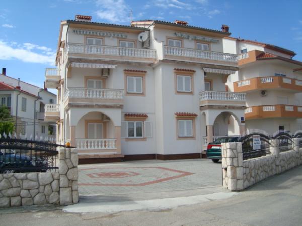 Apartmani Ruzarija – fotografija 4