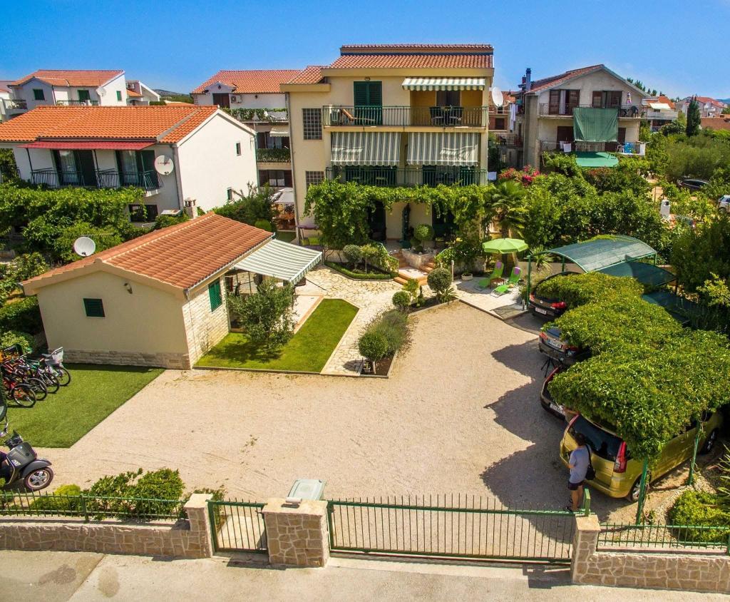 Apartmani Sara – fotografija 3