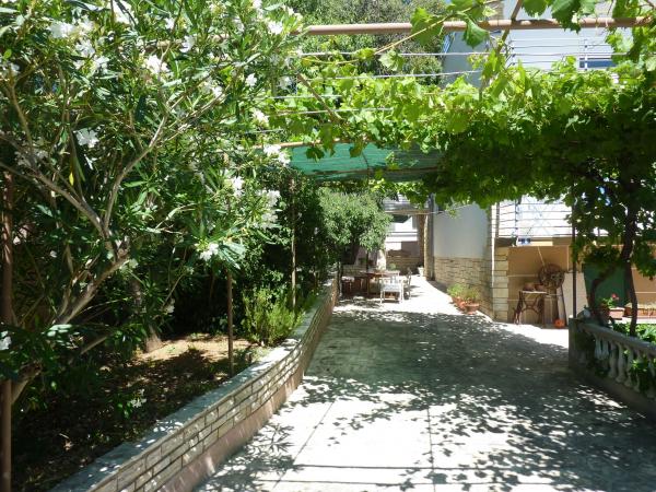 Apartmani Kresović – fotografija 4