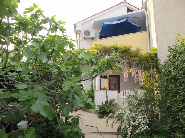 Apartmani Irena – fotografija 2