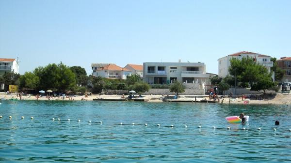 Apartmani Frano – fotografija 6