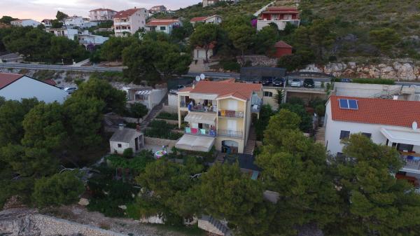 Apartmani Fenix – fotografija 2